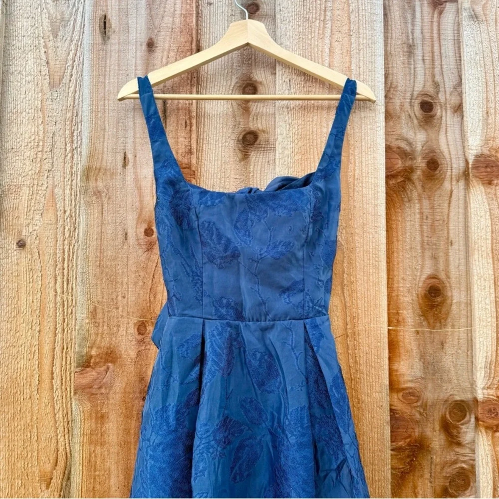 Navy Jacquard Tie-Back Full-Skirt Maxi Dress with Pockets 🌿 - Picture 4 of 12